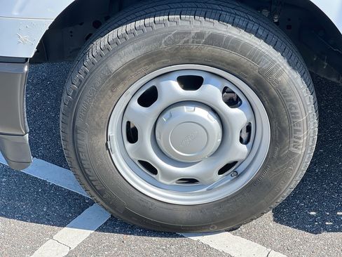 Used 2023 Ford F150 XL image 11