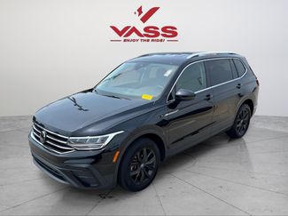 Used 2024 Volkswagen Tiguan SE FWD video 1