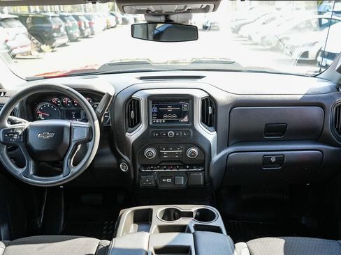 Used 2024 Chevrolet Silverado 1500 Custom Trail Boss w/ LPO, Dark Essentials Package AWD/4WD image 13