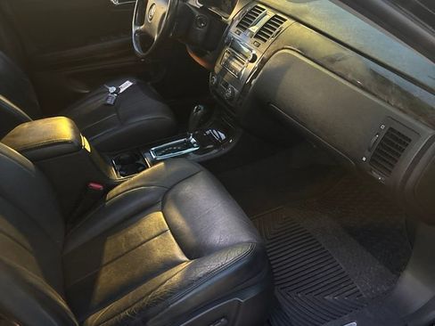 Used 2008 Cadillac DTS FWD image 13