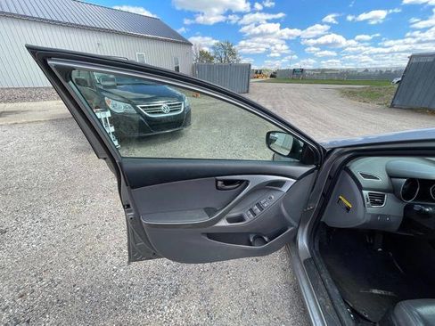 Used 2011 Hyundai Elantra Limited FWD image 21