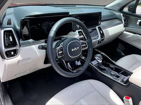 Used 2023 Kia Sorento SX FWD image 16