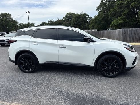 Used 2024 Nissan Murano SV w/ SV Midnight Edition Package FWD image 6