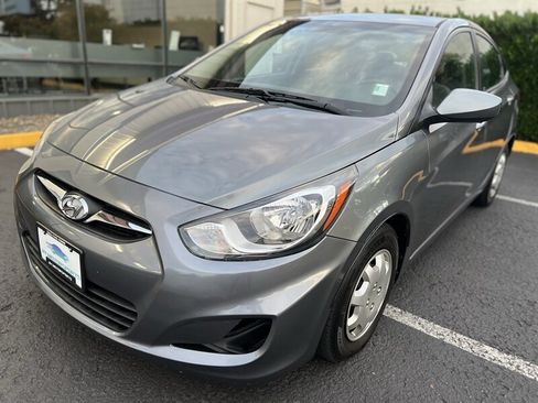 Used 2014 Hyundai Accent GLS FWD image 1