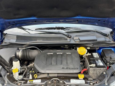 Used 2019 Dodge Grand Caravan SE FWD image 15