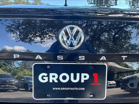 Used 2020 Volkswagen Passat 2.0T SE FWD image 31