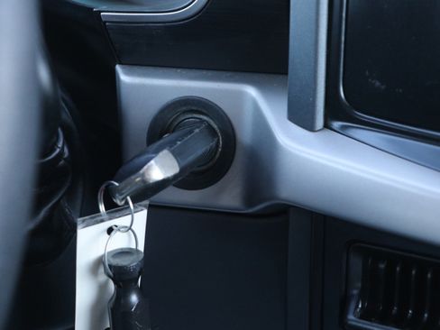 Used 2023 Ford F150 XLT image 23