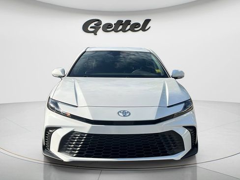 Used 2026 Toyota Camry SE FWD image 2