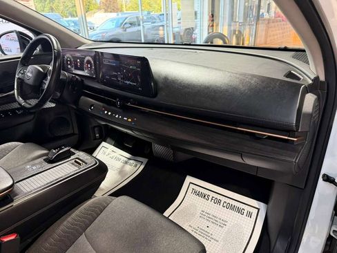 Used 2023 Nissan Ariya FWD image 59