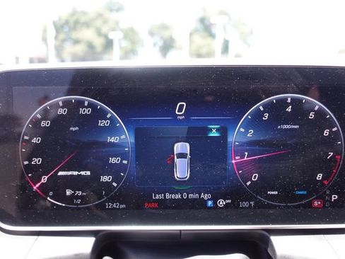 Used 2025 Mercedes-Benz GLC 43 AMG 4MATIC image 17
