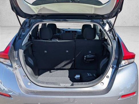 Used 2022 Nissan Leaf SV image 6