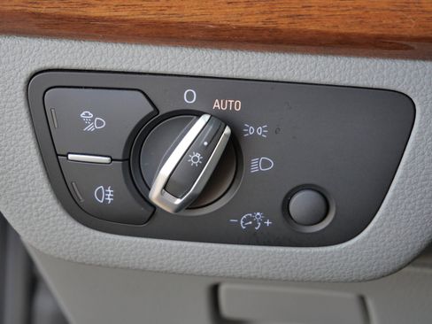 Used 2023 Audi Q5 2.0T Premium Plus w/ Premium Plus Package image 21