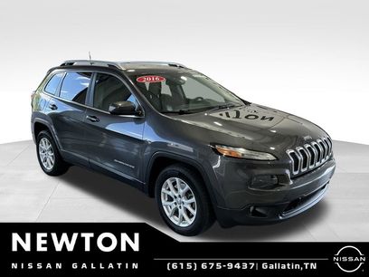 Used 2016 Jeep Cherokee Latitude w/ Comfort/Convenience Group