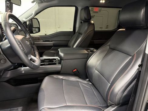 Used 2024 Ford F250 Lariat w/ Chrome Package image 22