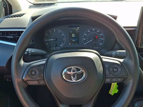 Used 2024 Toyota Corolla LE FWD image 18