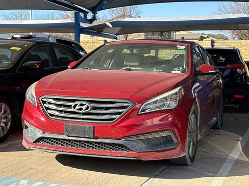 Used 2017 Hyundai Sonata Limited image 1