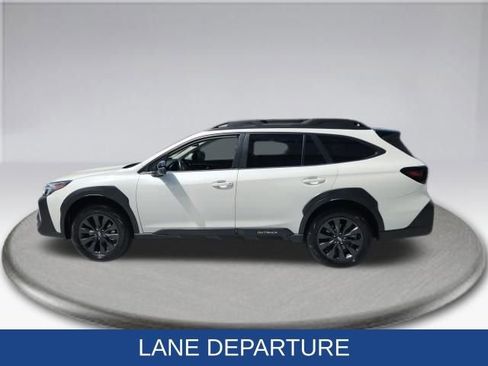 Used 2025 Subaru Outback Onyx Edition XT image 18