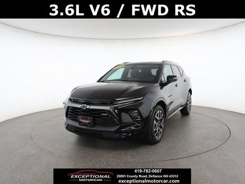 Used 2025 Chevrolet Blazer RS image 1