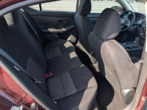 Used 2024 Nissan Sentra SV FWD image 14