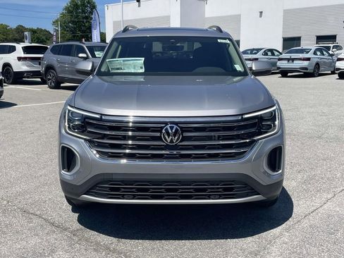 New 2026 Volkswagen Taos S FWD image 31