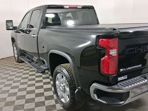 Used 2023 Chevrolet Silverado 2500 LTZ image 15