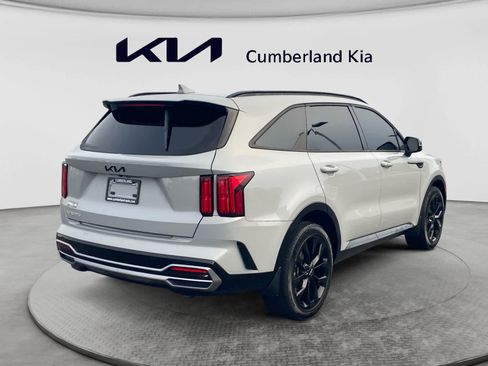 Used 2023 Kia Sorento SX FWD image 5