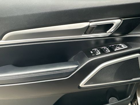 Used 2021 Kia Telluride S image 11