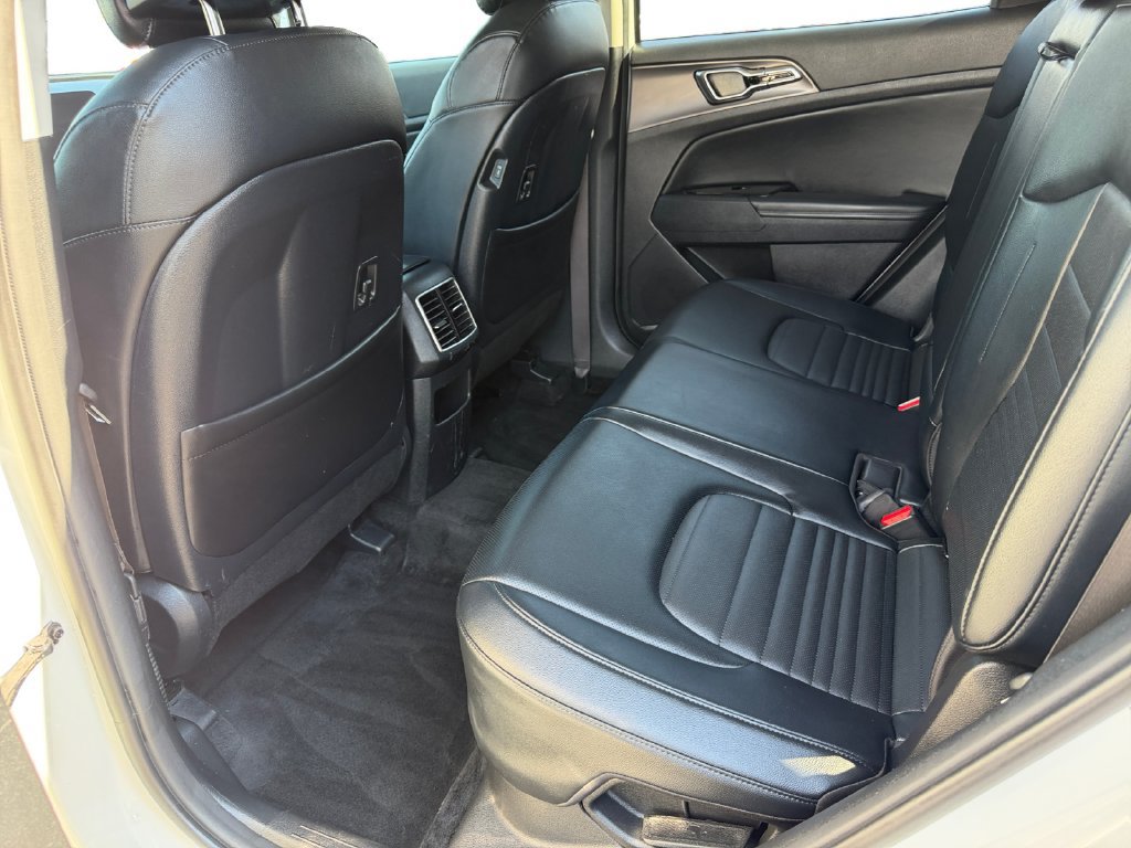 Used 2023 Kia Sportage SX Prestige AWD/4WD image 12