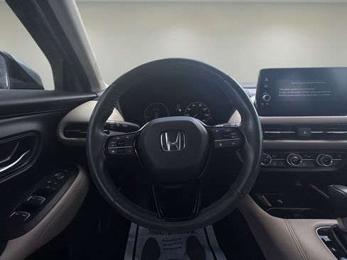 Used 2024 Honda HR-V EX-L image 11