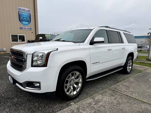 Used 2016 GMC Yukon XL SLT w/ Open Road Package image 1