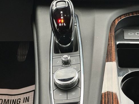 Used 2023 Cadillac Escalade ESV Luxury image 15