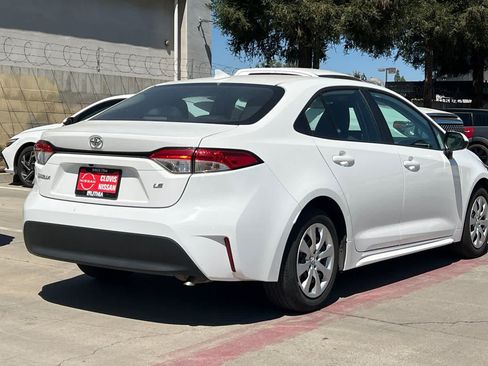 Used 2025 Toyota Corolla LE FWD image 3