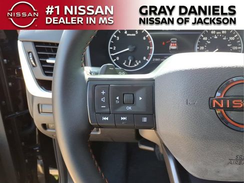 Certified 2025 Nissan Rogue SV AWD/4WD image 15