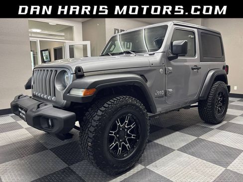Used 2018 Jeep Wrangler Sport AWD/4WD image 1