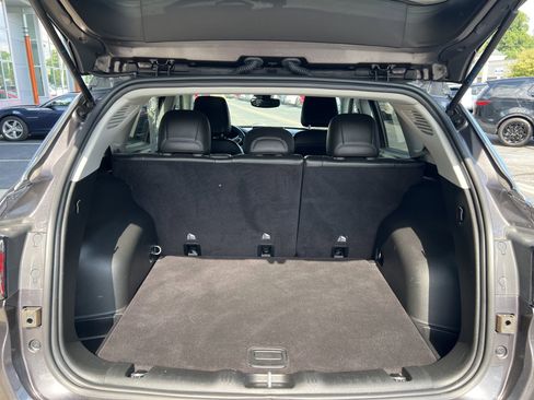 Used 2022 Jeep Compass Latitude image 11