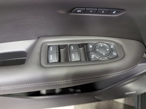 Used 2024 Cadillac XT6 Luxury w/ LPO, Floor Liner Package AWD/4WD image 15