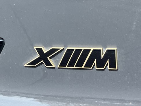 Used 2025 BMW XM image 31