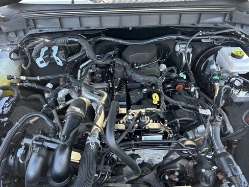 Used 2024 Ford Bronco Big Bend AWD/4WD image 35