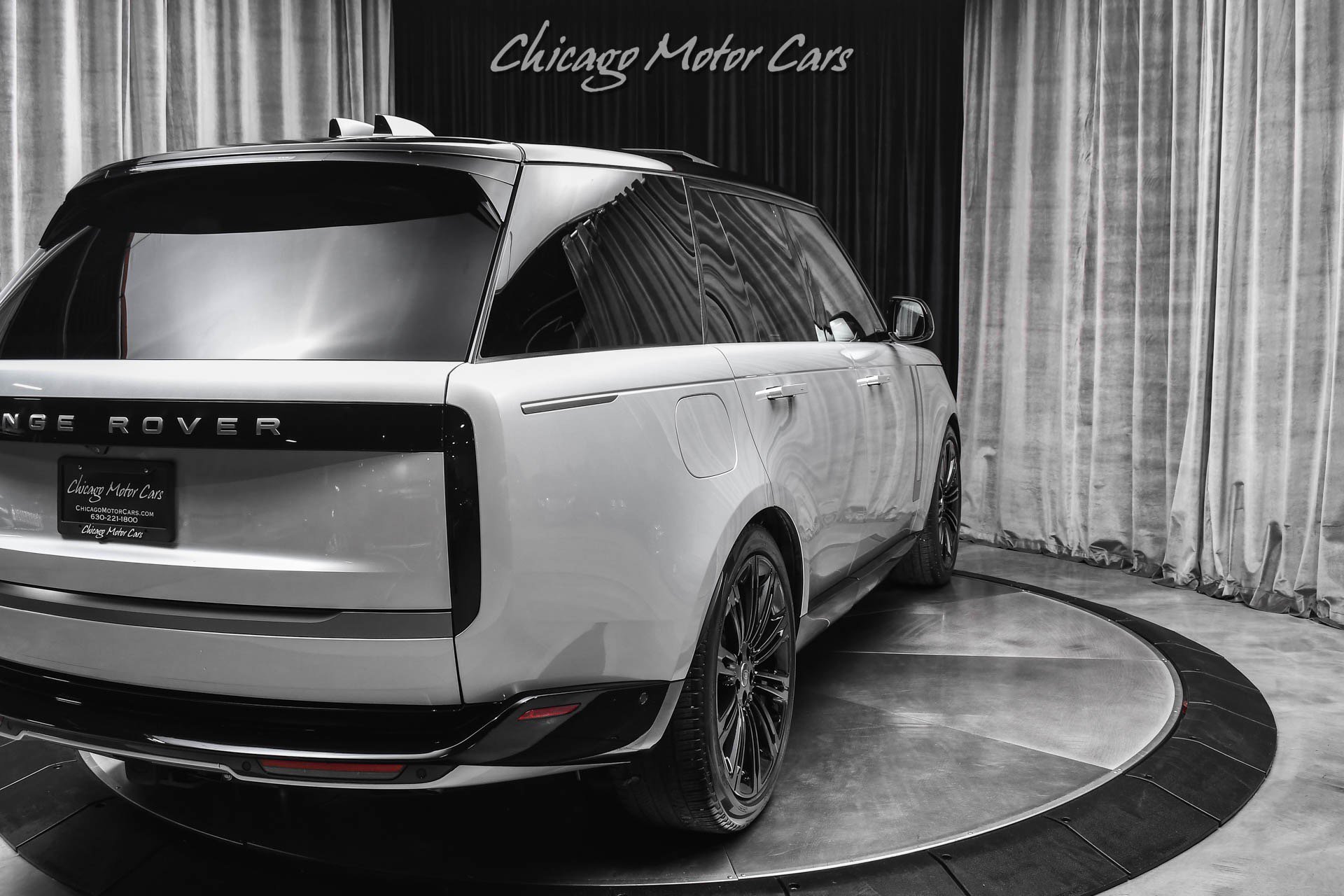 Used 2024 Land Rover Range Rover SE AWD/4WD image 46