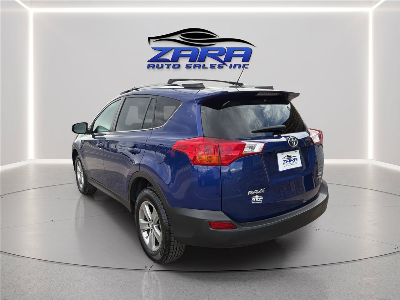 Used 2015 Toyota RAV4 XLE AWD/4WD image 5