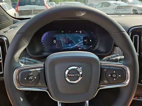 New 2026 Volvo XC40 B5 Ultra w/ Protection Package Premier image 18