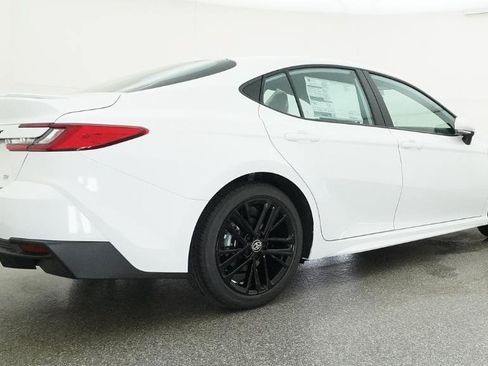 Used 2026 Toyota Camry SE FWD image 48