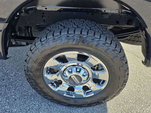 Used 2024 Ford F250 Lariat w/ Lariat Ultimate Package image 34