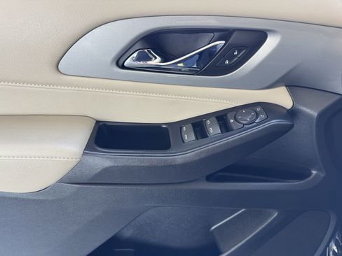 Certified 2022 Chevrolet Traverse LS image 10
