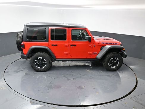 Used 2024 Jeep Wrangler Unlimited Rubicon 4xe image 40