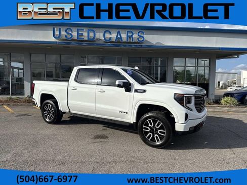Used 2022 GMC Sierra 1500 AT4 w/ AT4 Premium Package image 1