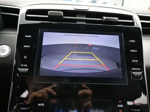 Used 2024 Hyundai Santa Cruz SEL FWD image 19