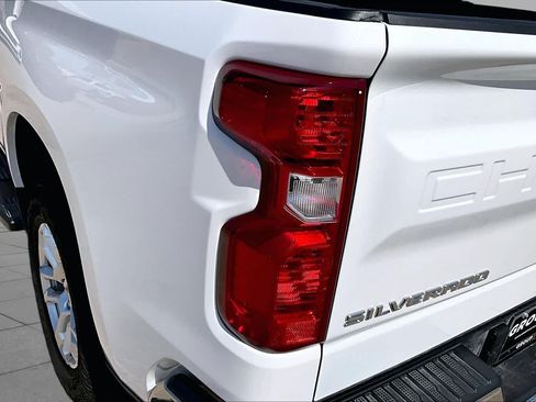 Used 2026 Chevrolet Silverado 1500 LT w/ Z71 Off-Road Package AWD/4WD image 27
