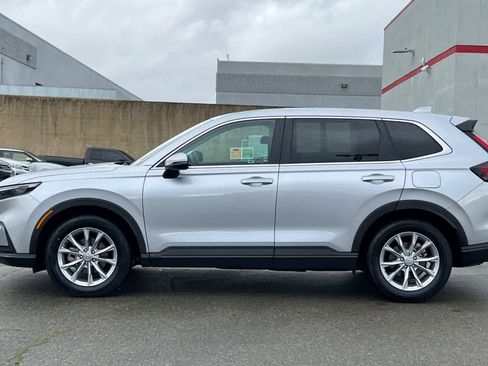 Used 2025 Honda CR-V EX-L image 9