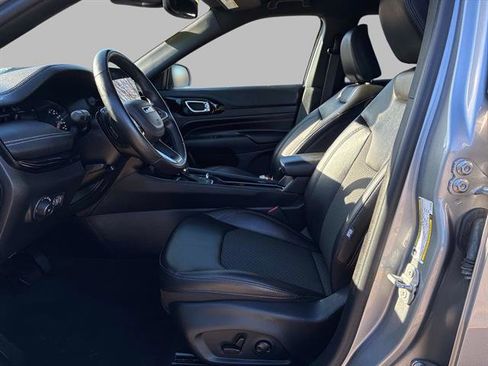 Certified 2022 Jeep Compass Altitude w/ Convenience Group image 19